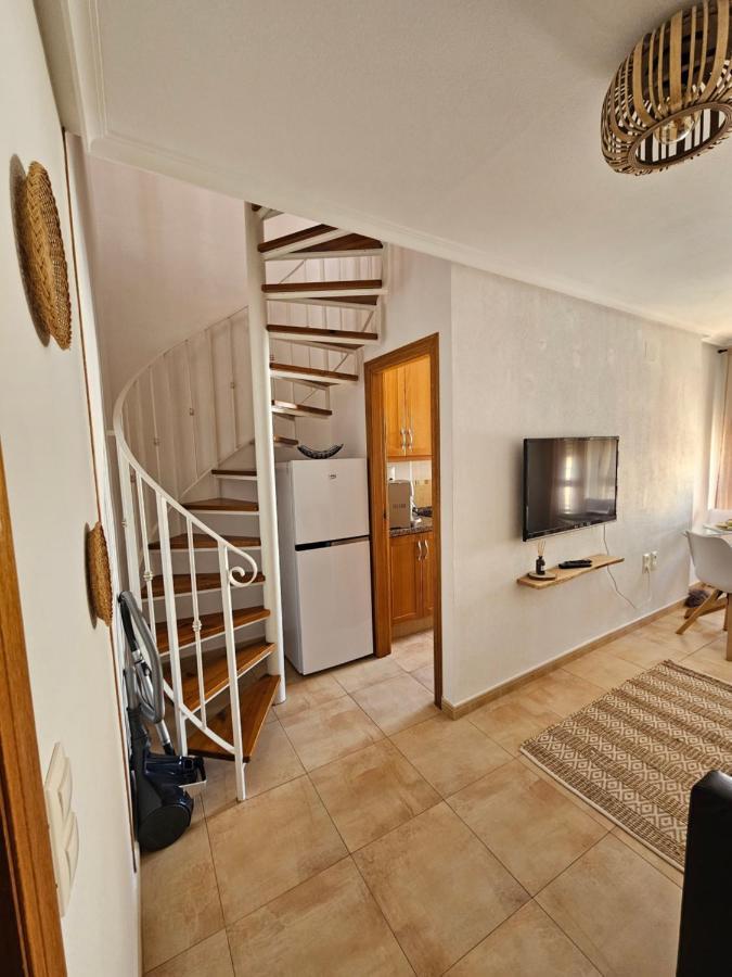 Atico Pola Apartment ซานตาโปลา ภายนอก รูปภาพ